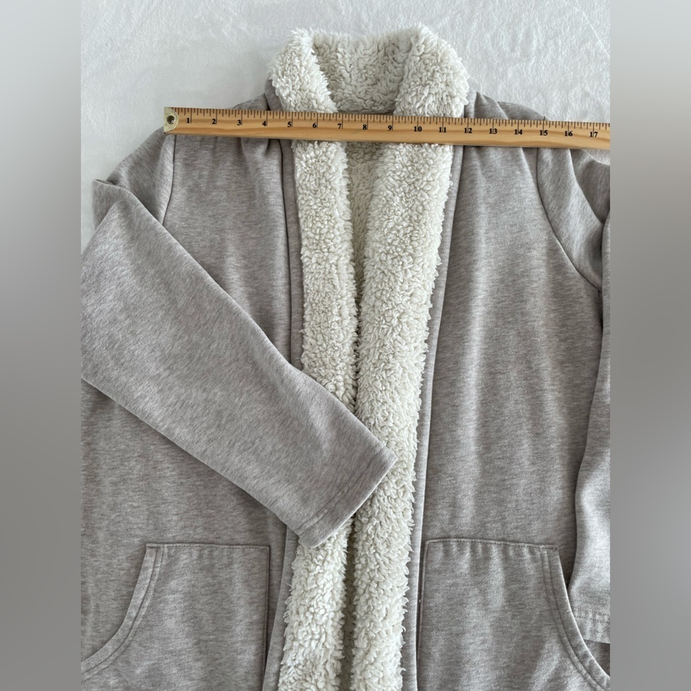 L.L. Bean Size Small 1912 Fleece Lined Cardigan In Oatmeal Heather - Picture 15 of 17